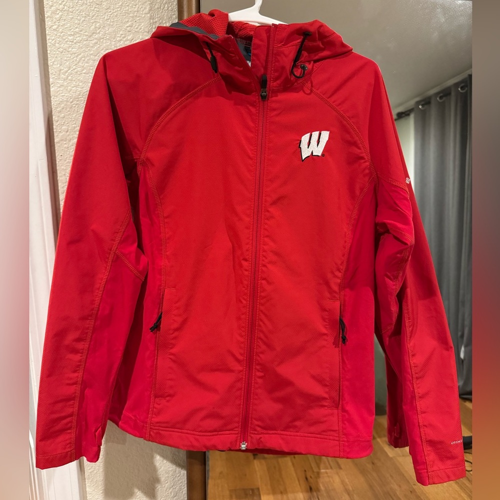Columbia Wisconsin Badgers Softshell Jacket NWOT - Size M